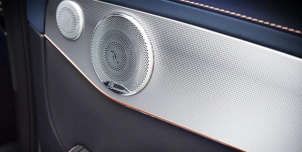 Steps to Fixing A Blown Car Speaker
